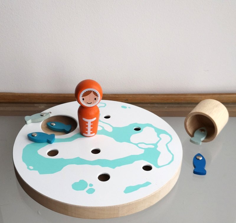 Explore ice fishing live